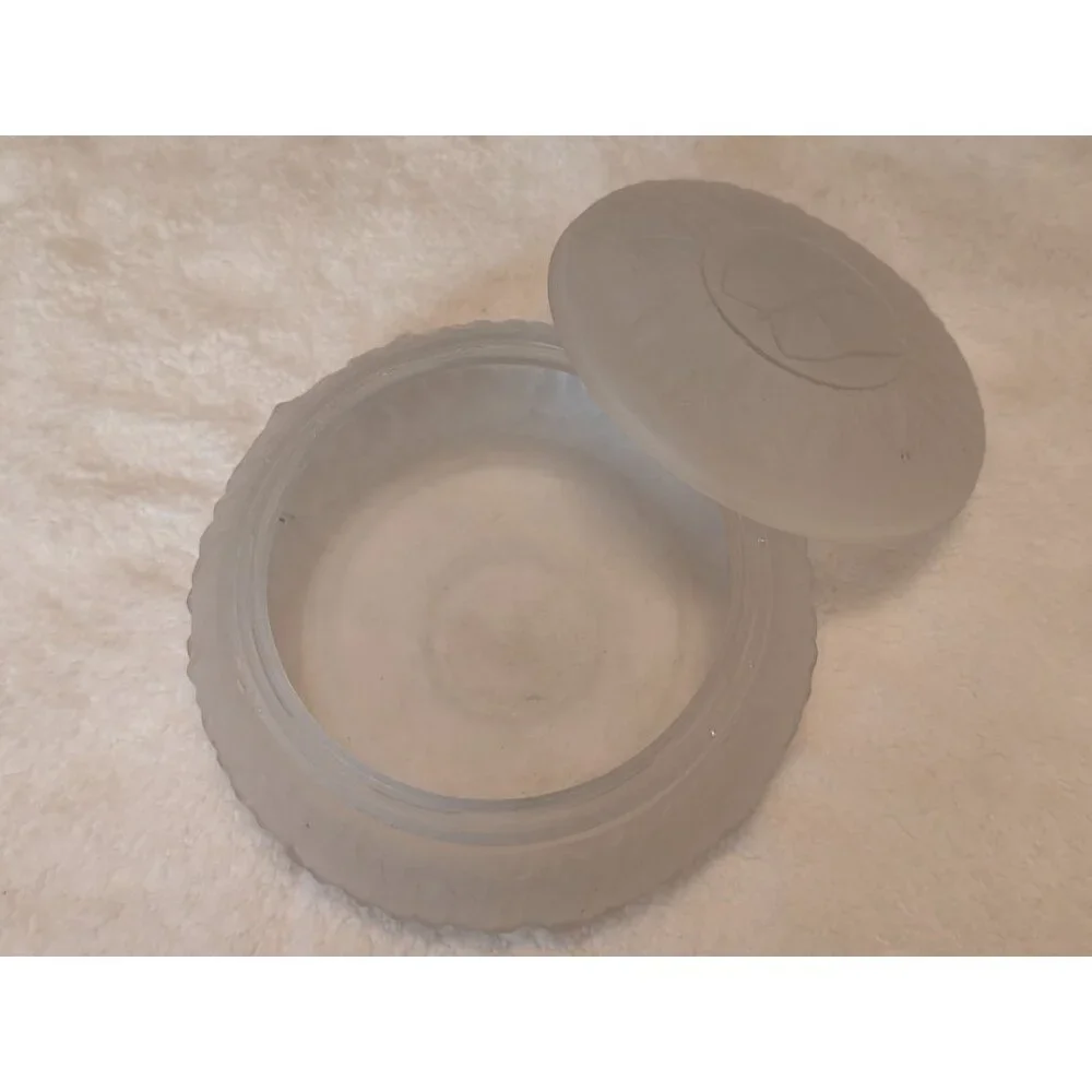 Vintage L E Smith Frosted Satin Glass Vanity Powder Jar Butterfly Lid